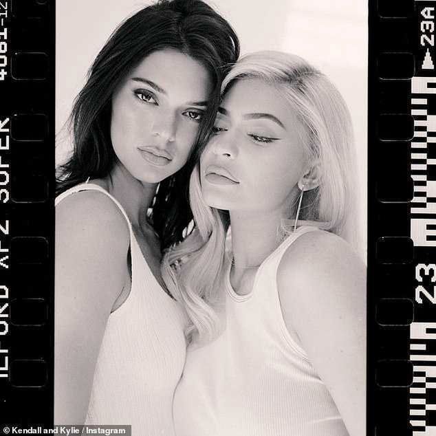 Kendall Jenner i Kylie Jenner - Instagram