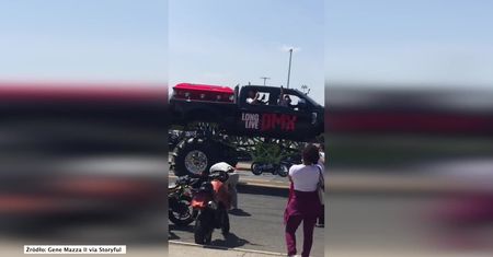 Fani pożegnali DMX’a procesją w Nowym Jorku. Trumna rapera znajdowała się na Monster Trucku