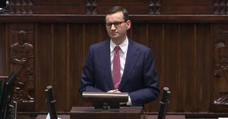 Premier w Sejmie: Operacje na wschodniej granicy Polski są częścią bardzo skoordynowanego ataku
