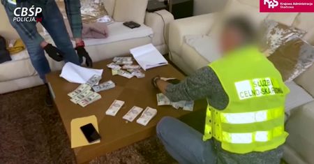 Wyprane miliony w handlu sprzętem AGD. Służby zatrzymały członków grupy przestępczej