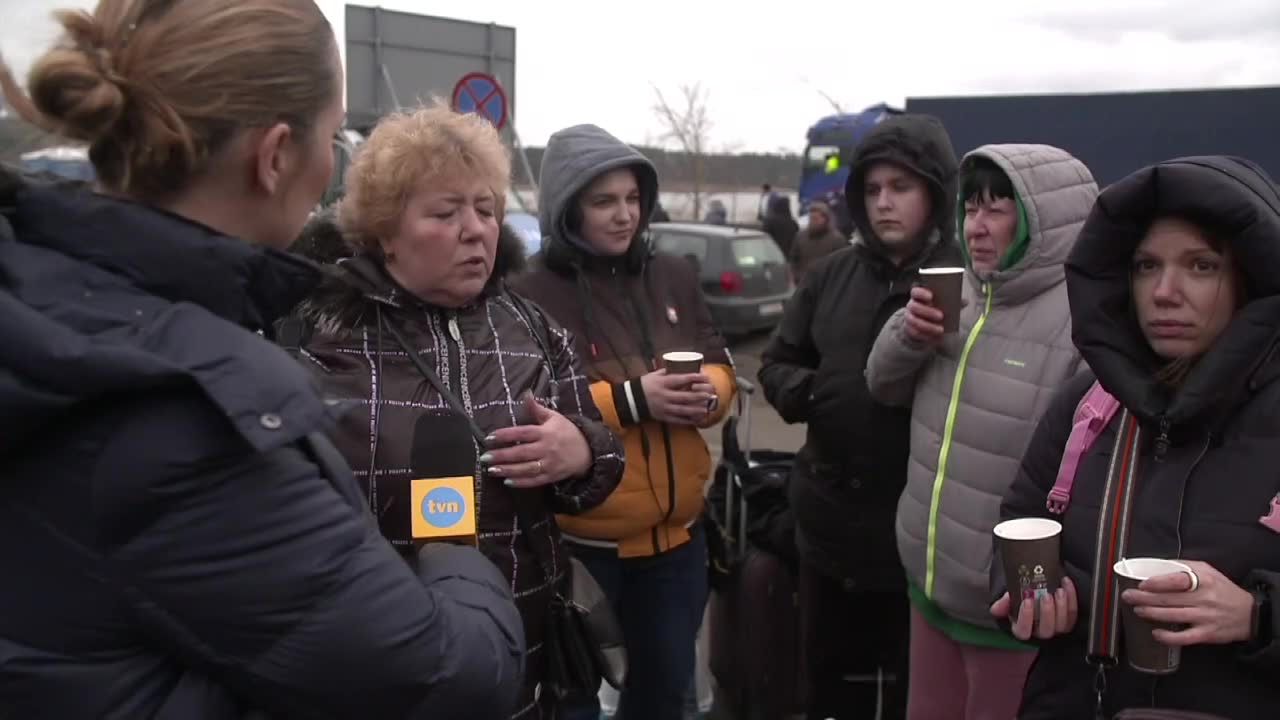 Ponad 920 tys. Ukraińców dotarło do Polski. Przejścia graniczne wciąż są oblegane