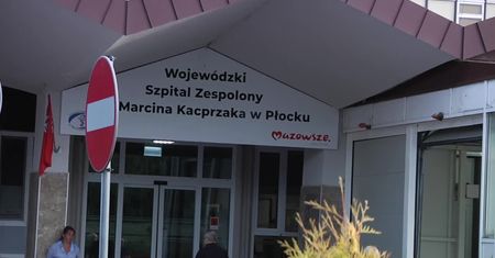 Płonął dach budynku oddziału zakaźnego szpitala w Płocku. Ewakuowano pacjentów i personel