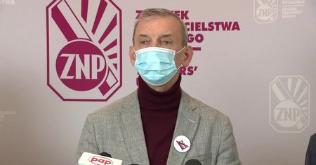 S. Broniarz: Złożymy doniesienie do prokuratury w sprawie rzekomych e-maili ze skrzynki Dworczyka