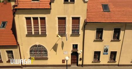 Co dzieje się za murami DPS-u w Zdunach? „Pasy i leki. Czuję się jak w więzieniu”