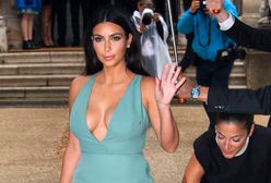 Kim Kardashian myśli, że jest  księżną Kate?!