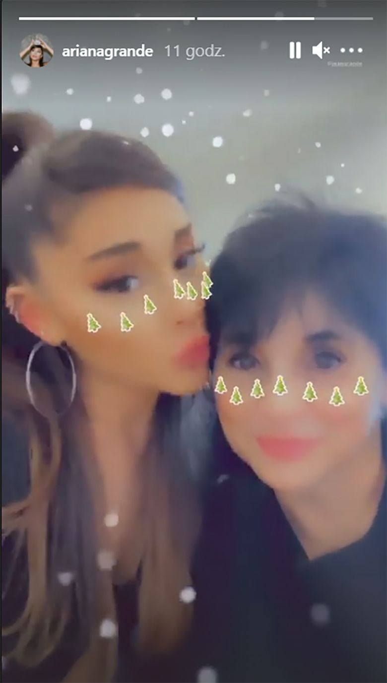 Ariana Grande - Wigilia Bożego Narodzenia 2020