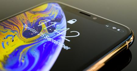 Nadzieje na iPhone'a SE 2 nie gasną. Apple ma pokazać smartfon z ekranem mniejszym niż w XS