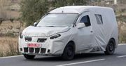 Dacia Lodgy MPV przyłapana w wersji komercyjnej
