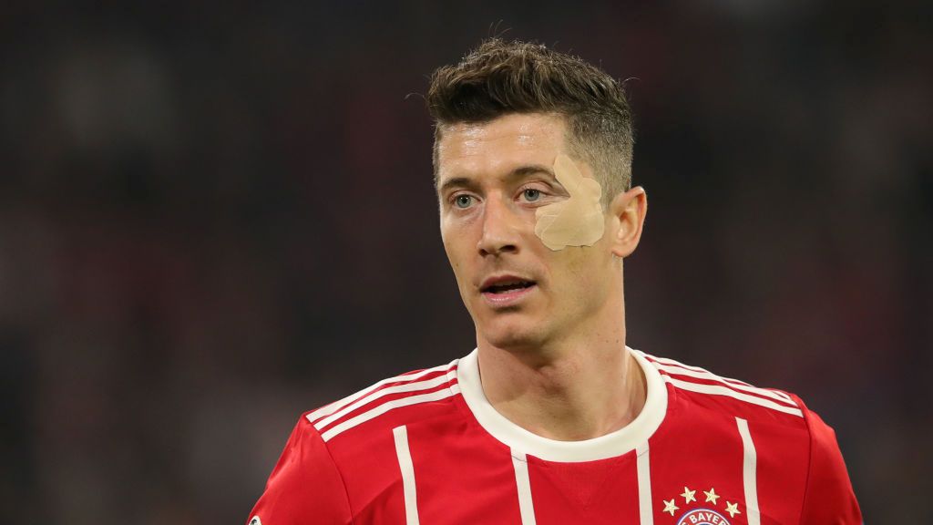 Zdjęcie okładkowe artykułu: Getty Images / Alexander Hassenstein/Bongarts / Robert Lewandowski