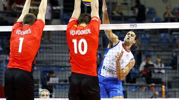 WP SportoweFakty / Krzysztof Porębski / Maurice Torres w ataku