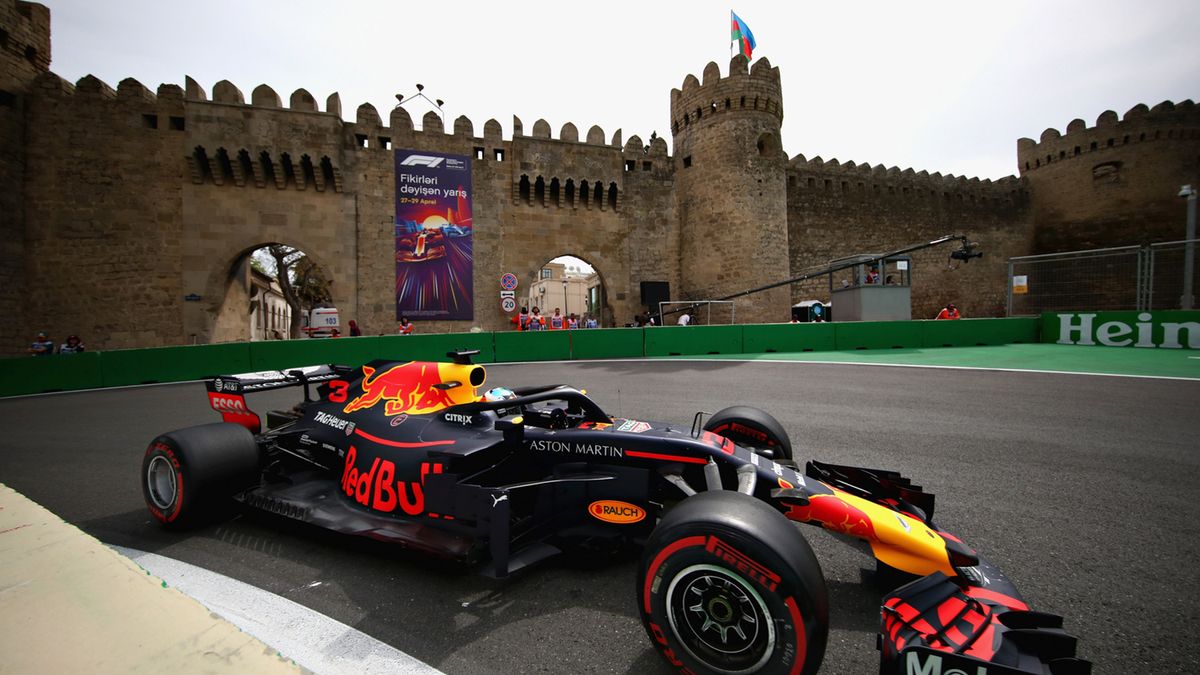Daniel Ricciardo na torze w Baku