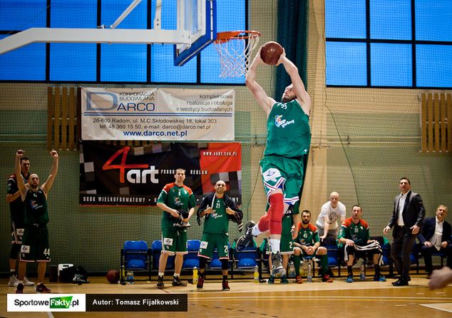 Adam Linowski, spośród podkoszowych Legii, prezentuje się jak dotąd najlepiej