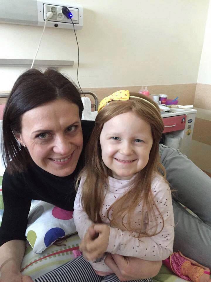 Kolejna szczęśliwa dziewczynka na oddziale onkologicznym