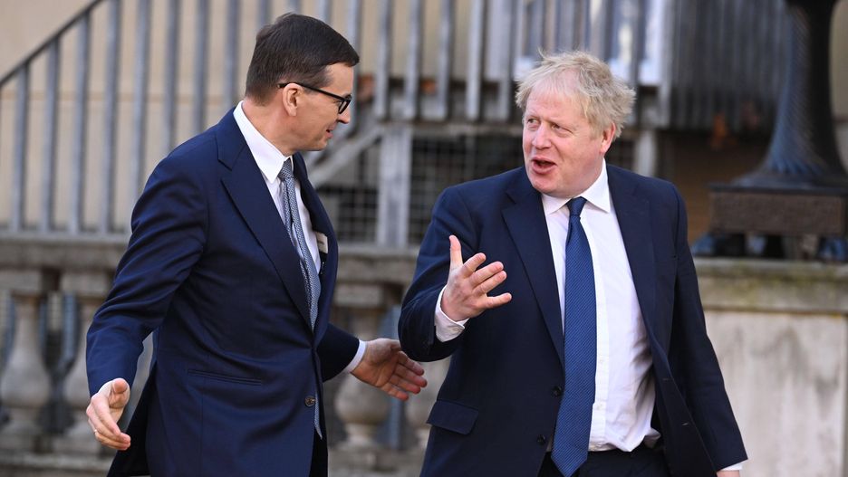 Russian invasion of Ukraine
Prime Minister Boris Johnson walks with Poland's Prime Minister Mateusz Morawiecki ahead of a meeting with the V4 Prime Minsters from Poland, Hungary, the Czech Republic and Slovakia to discuss the Ukraine crisis, at Lancaster House, London. Picture date: Tuesday March 8, 2022. 
Dostawca: PAP/PA
Leon Neal
Russian, invasion, of, Ukraine##, PA2022, wparota, POLITICS, Ukr