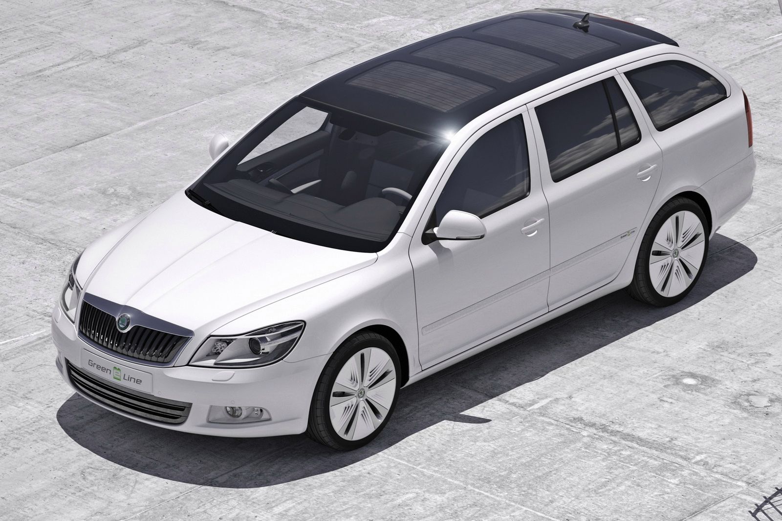 SKODA-OCTAVIA-GREEN-E-LINE-ELECTRIC