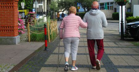 Czternastki z ZUS i KRUS - które wyższe? Ci emeryci będą szczęśliwsi