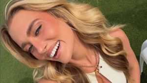 Na Australian Open jest o niej głośniej niż o tenisistkach. 23-latka jest córką legendy