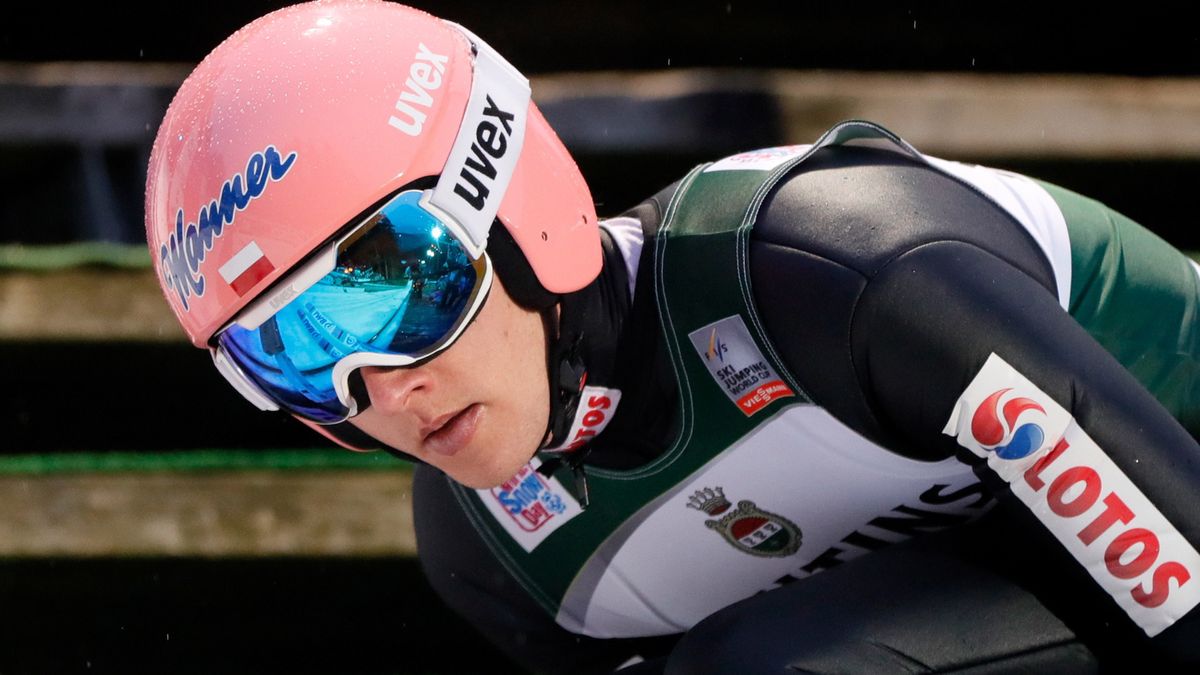 PAP/EPA / RONALD WITTEK / Na zdjęciu: Dawid Kubacki