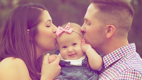 Zasiłek wychowawczy może otrzymać osoba, której przysługuje urlop wychowawczy