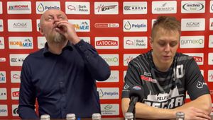 Sceny na konferencji. Zobaczcie, co zrobił trener