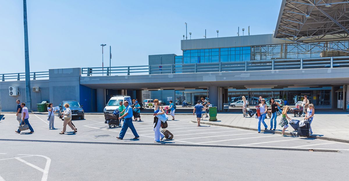 Lotnisko Saloniki-Macedonia. Jak dojechać do miasta?
