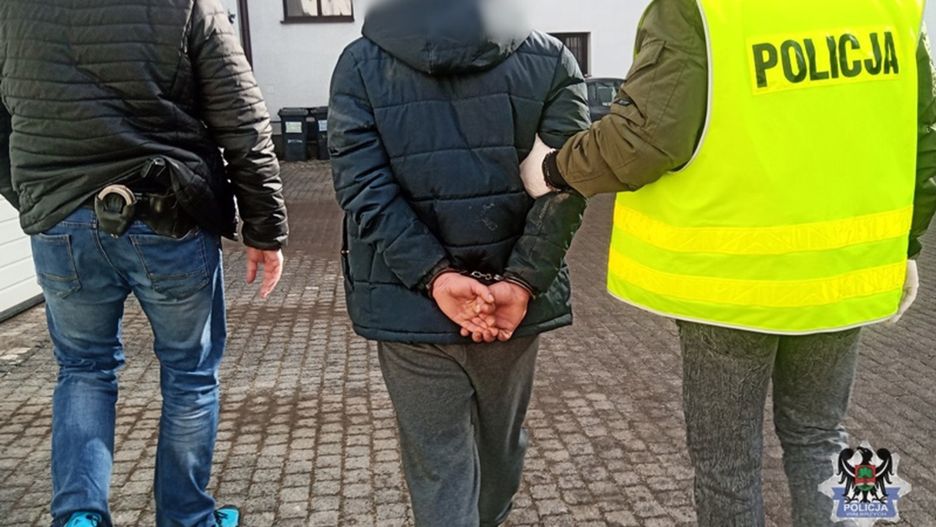 Wałbrzych. Byli bez maseczek. Zaatakowali policjantów