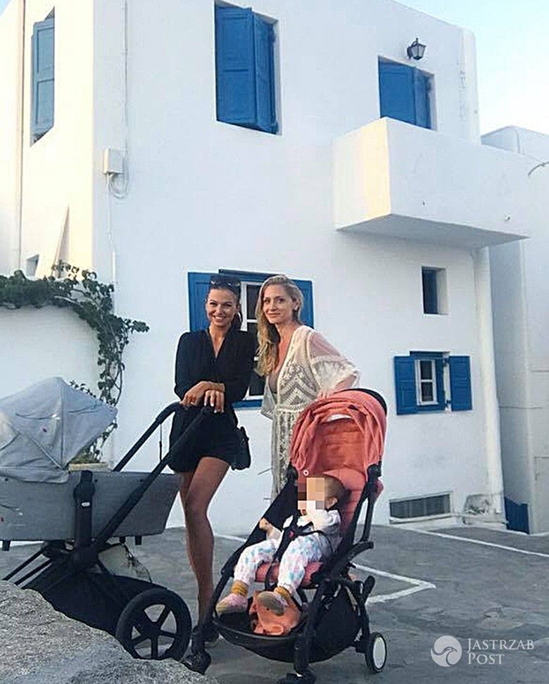 Anna Lewandowska na wakacjach z Klarą Lewandowską
