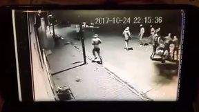 Wstrząsające nagranie z pobicia Dariusza Pastora. Katowali go do nieprzytomności [18+]