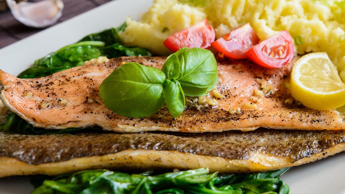 Dlaczego warto jeść pstrąga tęczowego?