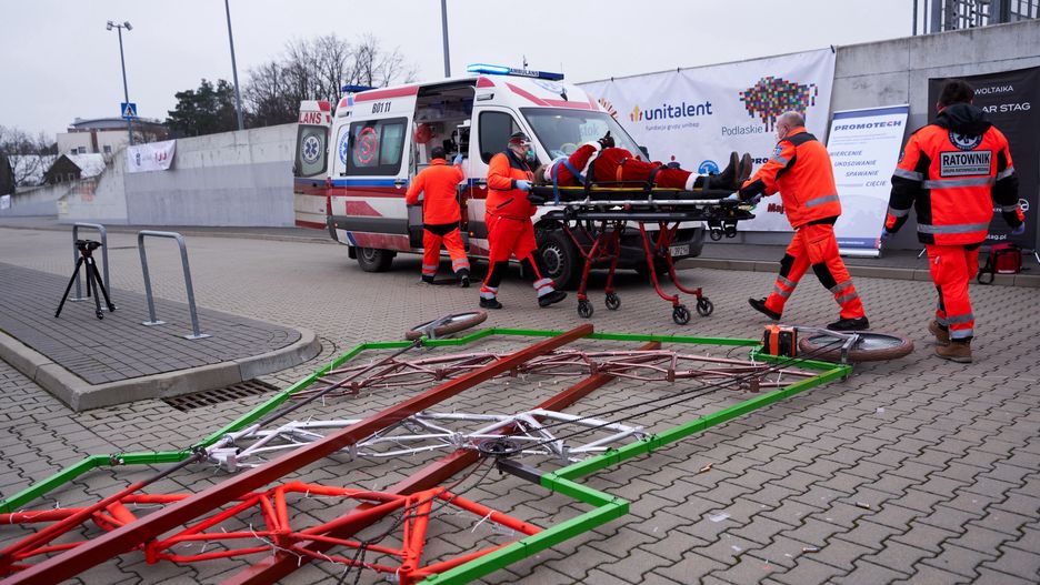 Białystok. Wypadek na 7-metrowym rowerze podczas bicia rekordu Guinnessa