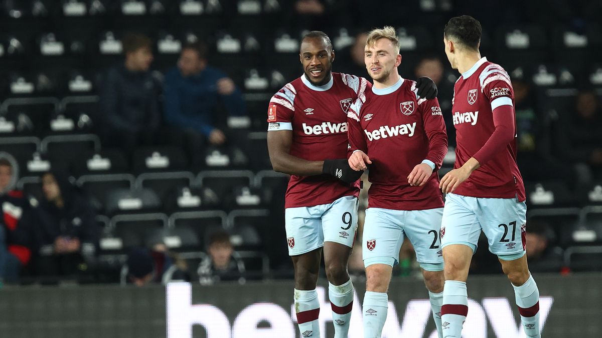 Zdjęcie okładkowe artykułu: Getty Images / James Williamson - AMA / Na zdjęciu: piłkarze West Hamu United