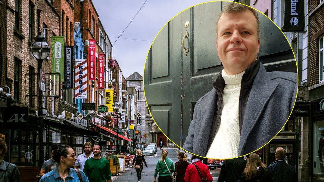 "Nie ma paniki w Irlandii" - mówi pan Michał, właściciel kawiarnii.