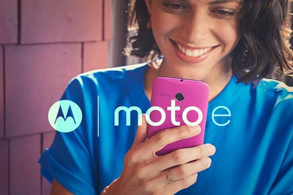 [Aktualizacja] Motorola Moto E trafia do sprzedaży. Dobry smartfon za ok. 500 zł