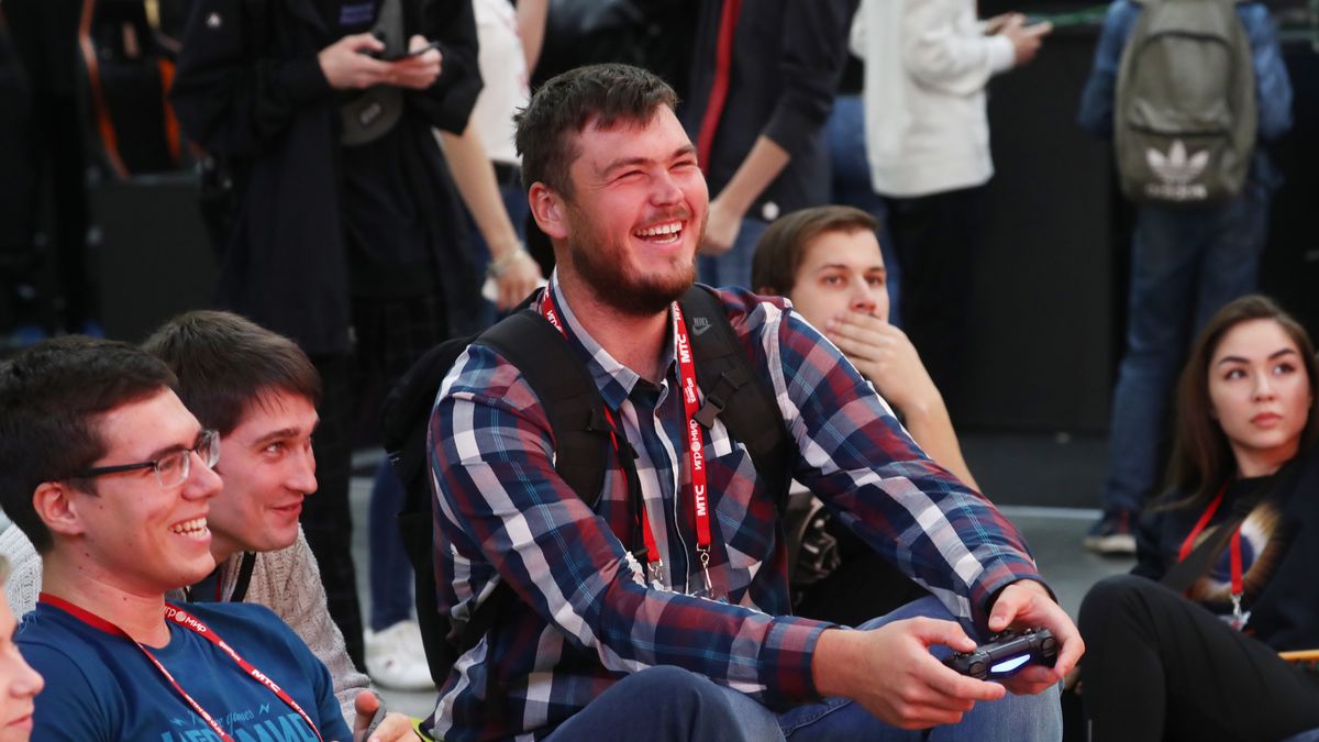 MOSCOW REGION, RUSSIA - OCTOBER 3, 2019: Gamers at the 2019 IgroMir videogame exhibition at Crocus Expo in Krasnogorsk, Moscow Region; the exhibition is held alongside Comic Con Russia. Stanislav Krasilnikov/TASS (Photo by Stanislav Krasilnikov\TASS via Getty Images)