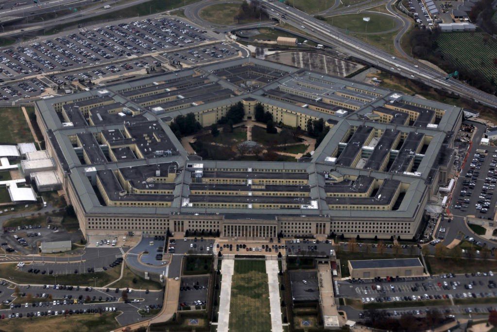 Pentagon tworzy własną chmurę. Kontrakt trafił do czterech gigantów