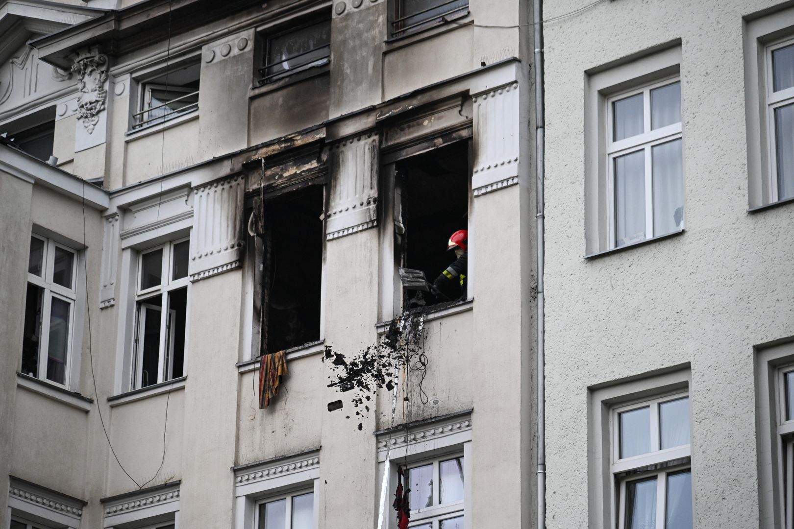 Tragiczny pożar w Szczecinie: Jedna ofiara i dwie osoby ranne