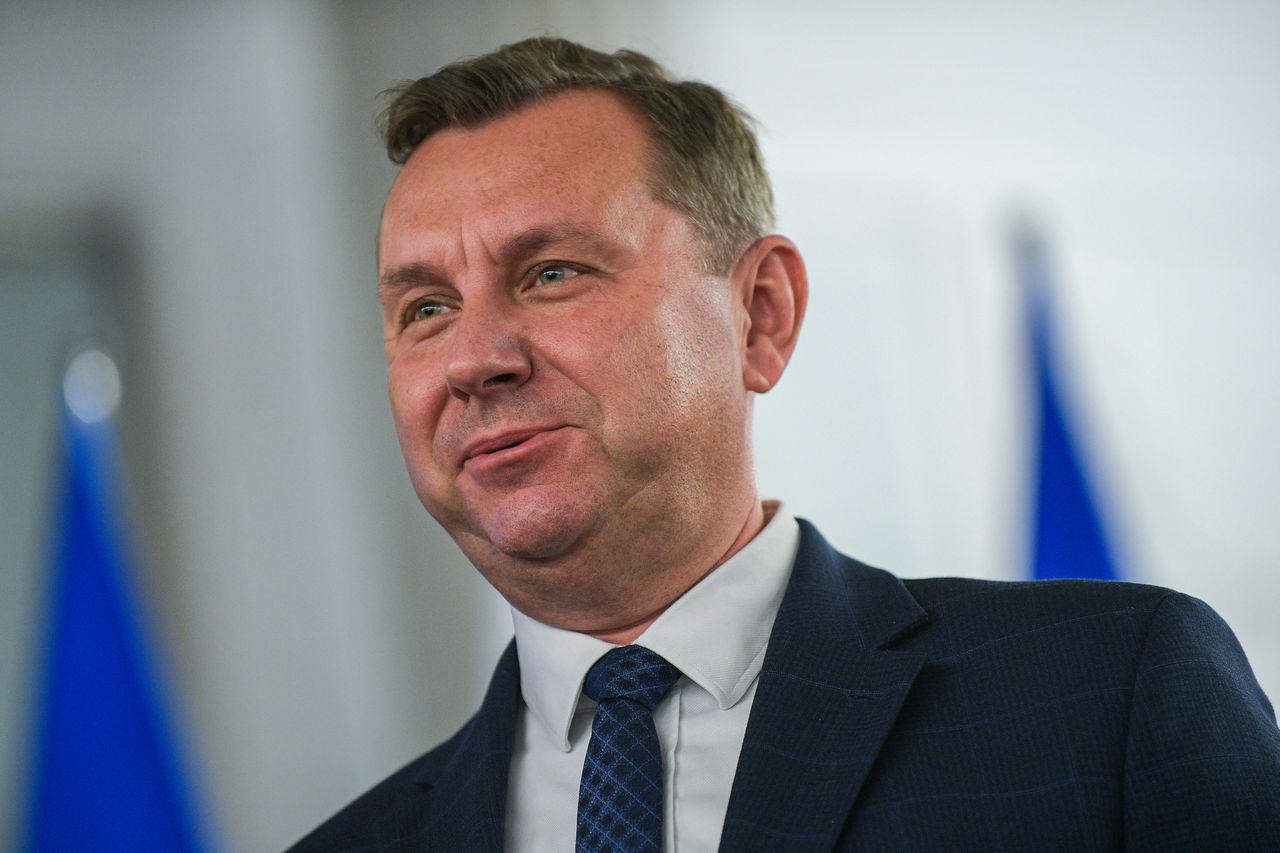 Dymisja Ziejewskiego. Polityk 2050: Tak powinno się postępować
