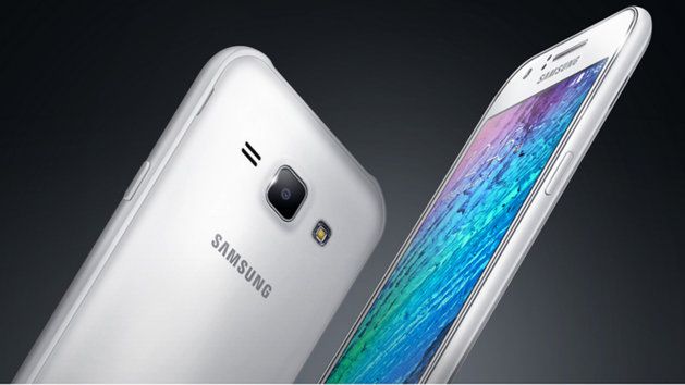 Galaxy J1 odświeżony po kilkunastu dniach, czyli "mniej smartfonów" według Samsunga 1