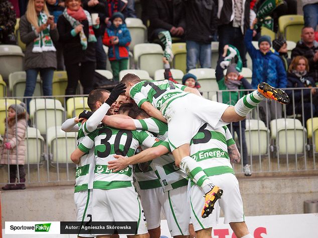 Mecz Lechia - Termalica na żywo od 15:30