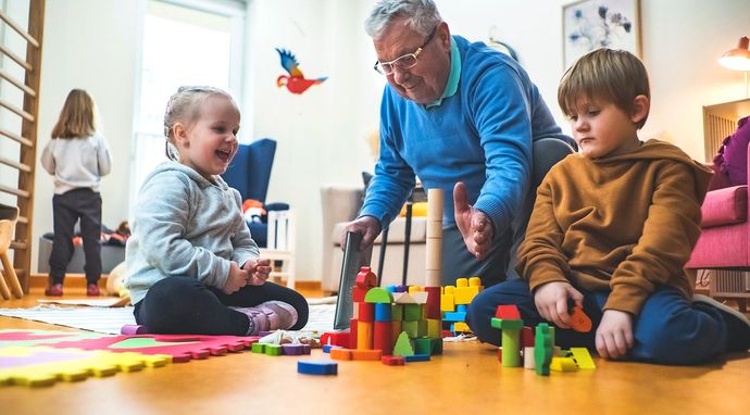 Seniora chatka dla 4-latka