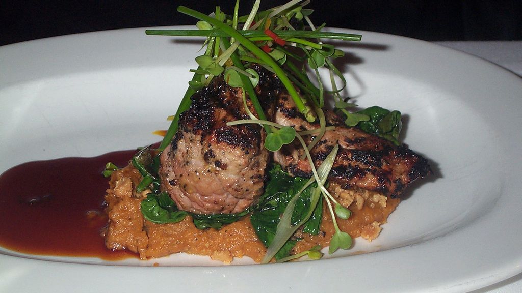 Opiekana polędwiczka wieprzowa (samo mięso)