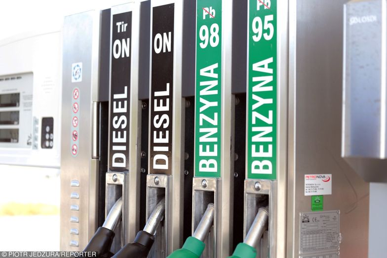 Benzyna jeszcze w tym roku po 6 zł za litr? Analitycy odpowiadają