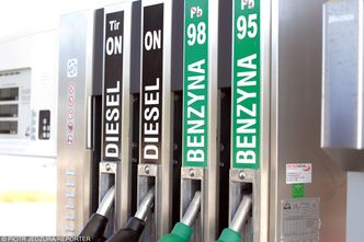 Ceny paliw na stacjach będą spadać szybciej w przyszłym tygodniu - twierdzą eksperci