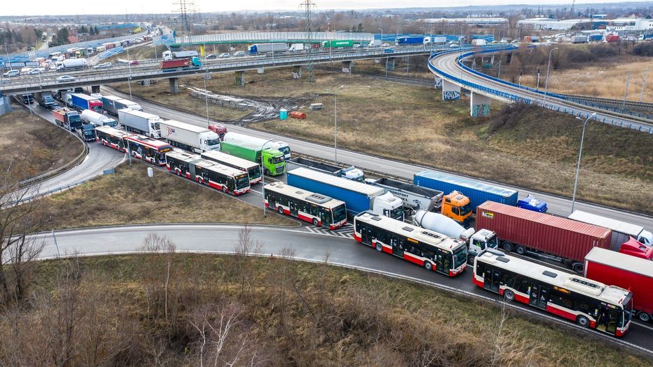 Jak prawidłowo prowadzić podwójny obieg dokumentów?