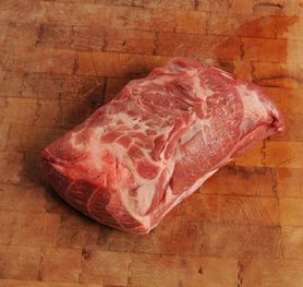 Surowe mięso wieprzowe z polędwicy i łopatki (mięso i tłuszcz)