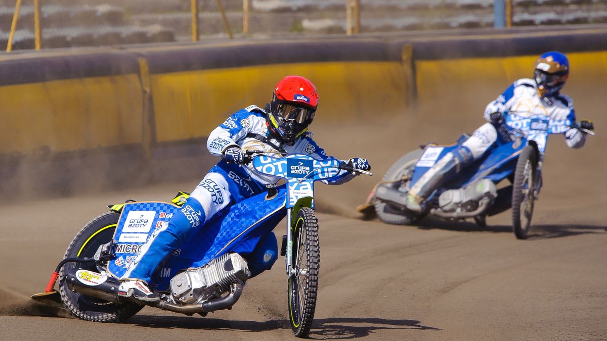 WP SportoweFakty / Tomasz Madejski / Na zdjęciu: Artur Czaja przed Arturem Mroczką