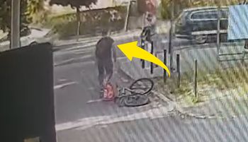 Bestialski atak. Rzucił rower i ruszył. Pokazali drastyczne nagranie