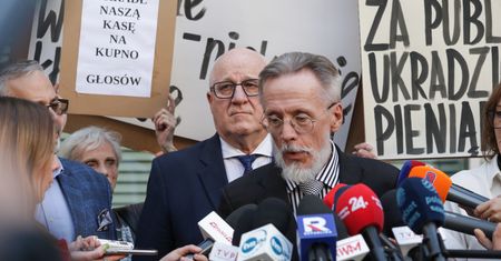 PiS traci miliony. Morawiecki reaguje, już zapowiada walkę