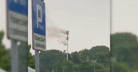 W Polsce podpalono maszt z  nadajnikiem 5G. Eksperci ostrzegają: „brak reakcji doprowadzi do tragedii”