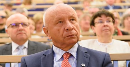 Chazan: "Osoby o poglądach lewicowych częściej mają problemy z zajściem w ciążę!"